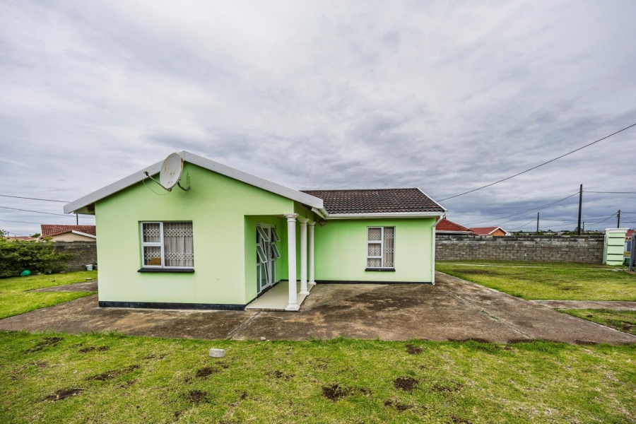 3 Bedroom Property for Sale in Sunnyridge Eastern Cape
